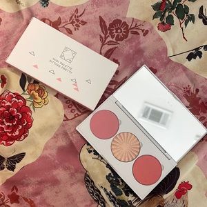 BRAND NEW OFRA COSMETICS FACE PALETTE IN - SITTING PRETTY
